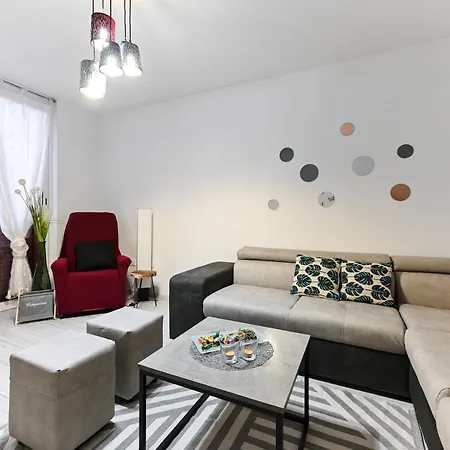 Apartament Ds *
