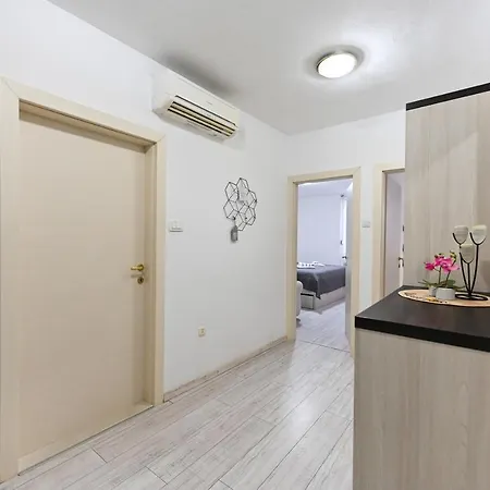 Ds Apartment